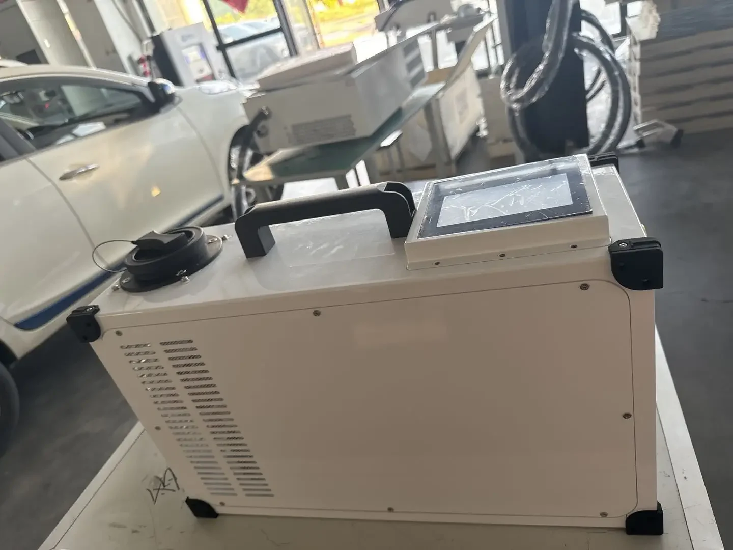 Estación de Carga Rápida Portá - Portable Dc Fast Charger 20Kw Ccs2 reseña y precio